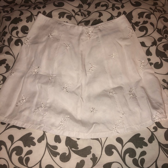 Reformation Dresses & Skirts - Reformation skirt